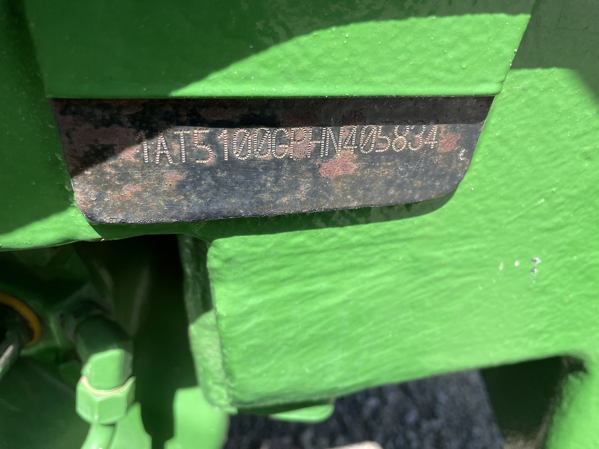 2017 John Deere 5100GN Image 16
