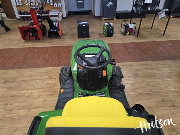 Photo of 2024 John Deere X750