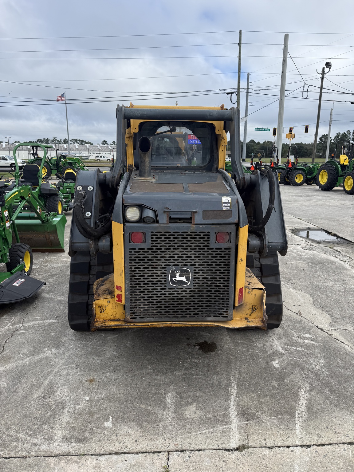 2019 John Deere 325G Image 2