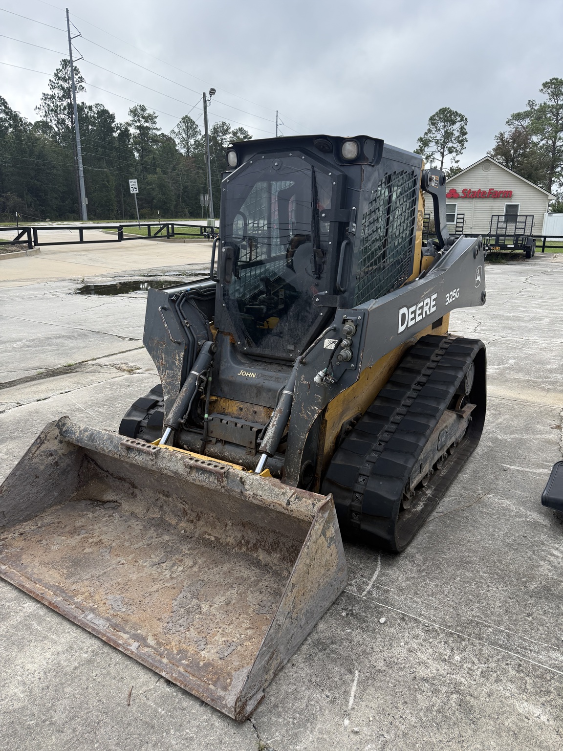 2019 John Deere 325G Image 3