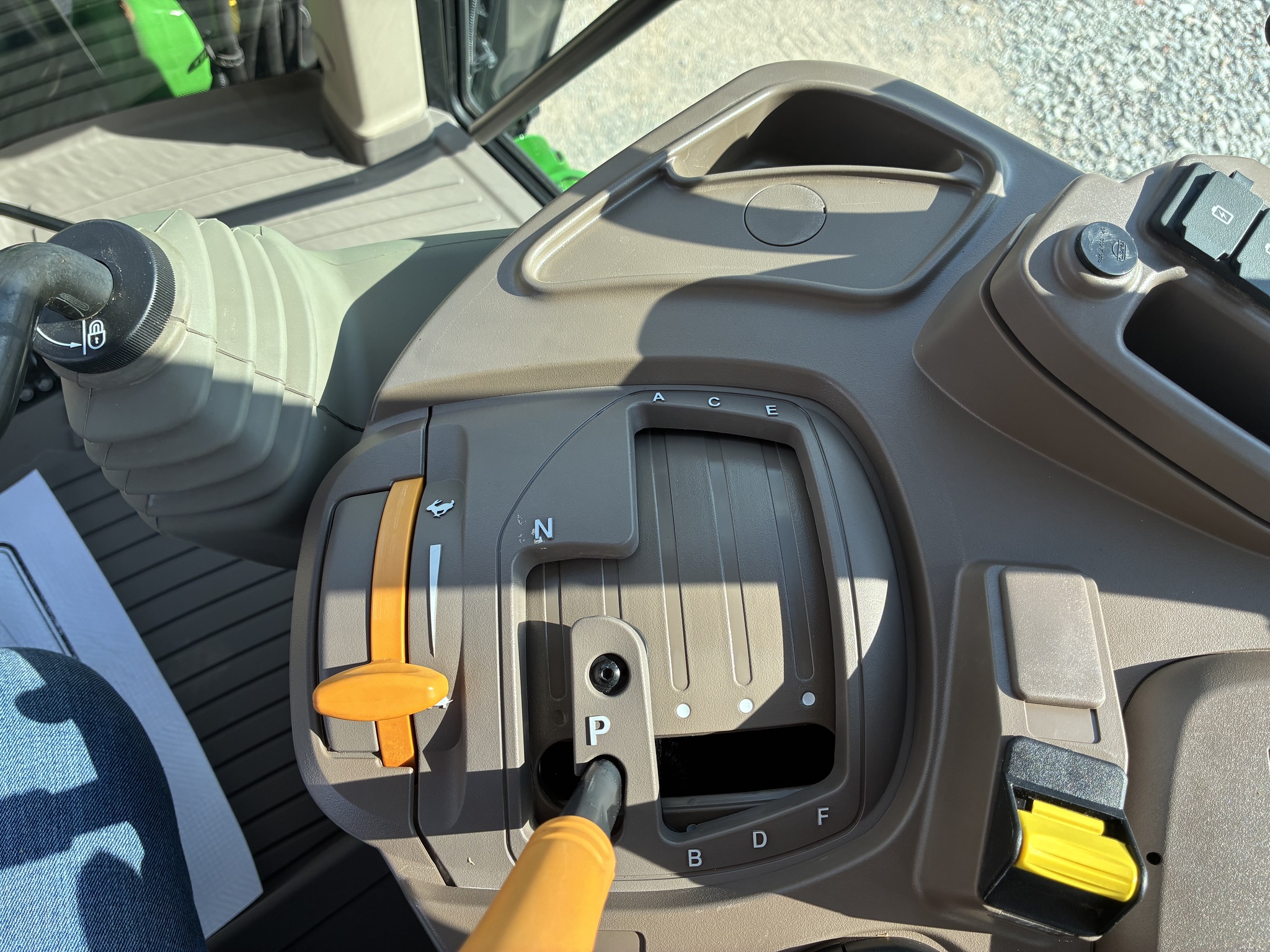 2024 John Deere 6120M Image 7