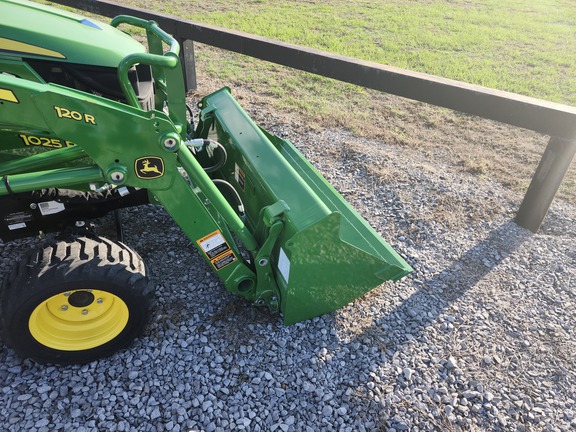 2023 John Deere 1025R