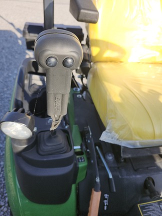 2023 John Deere 1025R