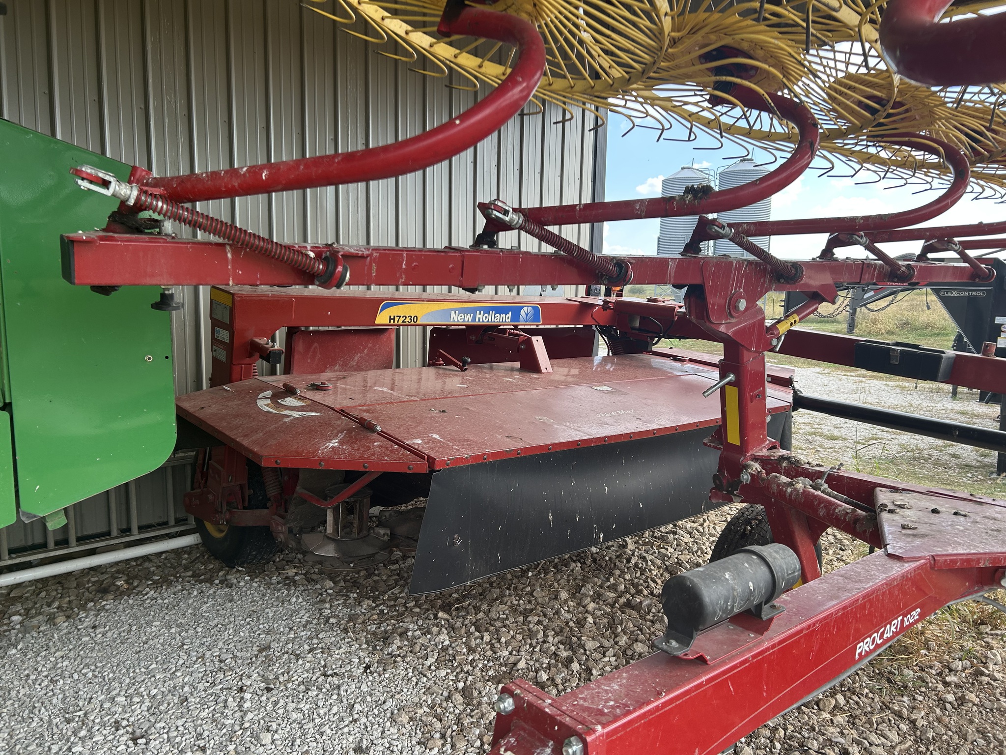  2012 New Holland H7230 at Heritage Tractor in Lamar, MO