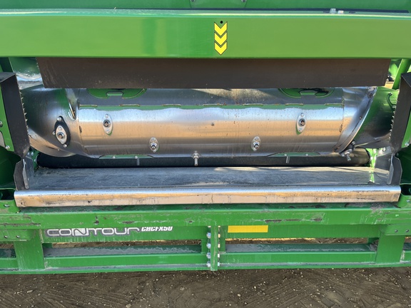 Used 2025 John Deere HDR 50 Combine Platforms at Horizon Ag & Turf in High Prairie, AB - Photo9