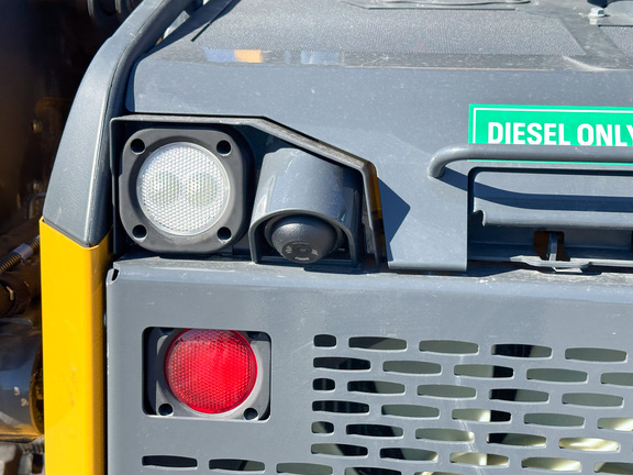 2024 John-Deere 325G