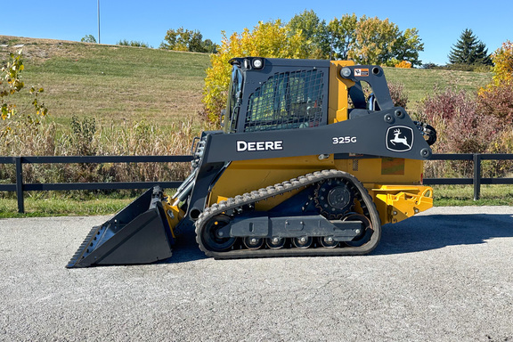 2024 John-Deere 325G