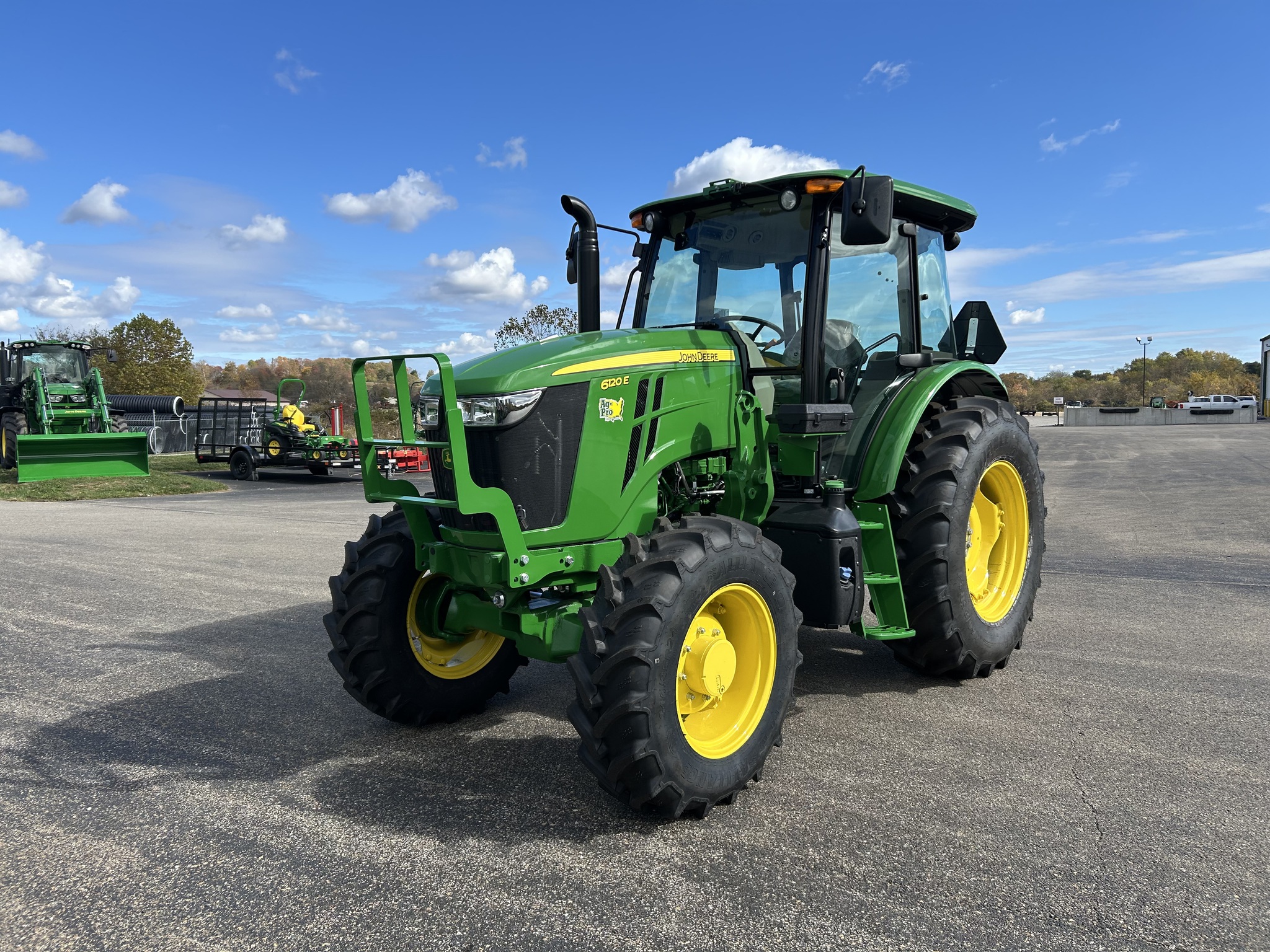 2025 John Deere 6120E Image 1