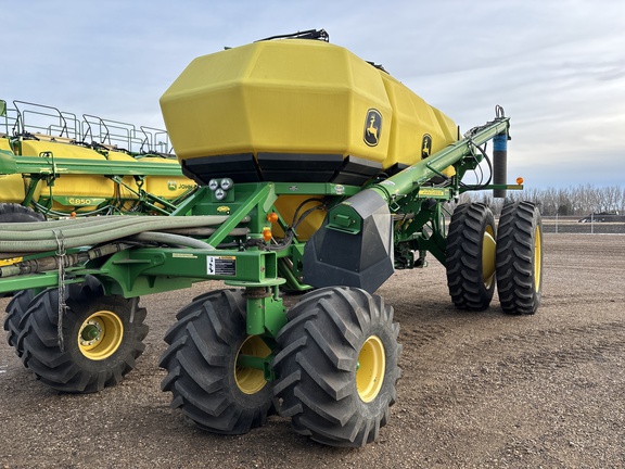 Used 2013 John Deere 1870 Air Drills and Seeders at Horizon Ag & Turf in Lloydminster, AB - Photo16