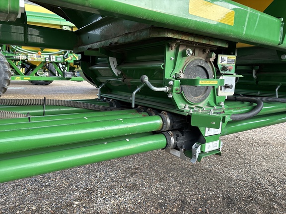 Used 2013 John Deere 1870 Air Drills and Seeders at Horizon Ag & Turf in Lloydminster, AB - Photo18