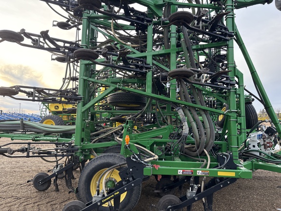 Used 2013 John Deere 1870 Air Drills and Seeders at Horizon Ag & Turf in Lloydminster, AB - Photo21