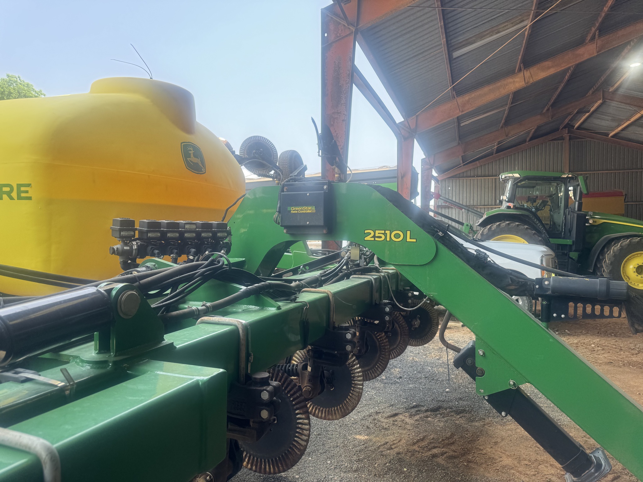 2018 John Deere 2510L