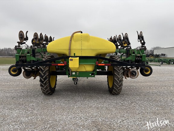 Photo of 2018 John Deere 2510L