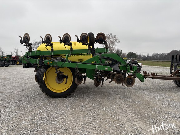 Photo of 2018 John Deere 2510L
