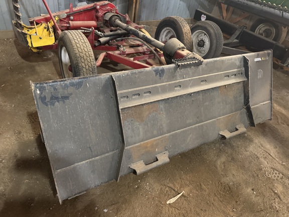 2005 John Deere 325 - Photo4