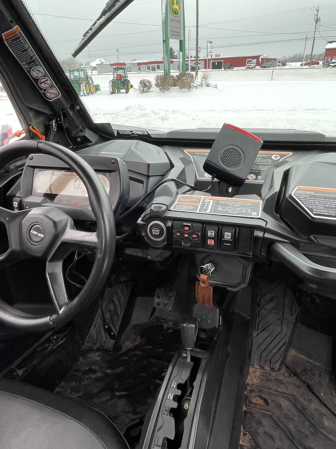 2021 Can-Am Commander XT 1000R Image 7