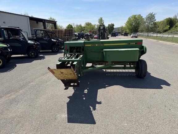 John Deere 337