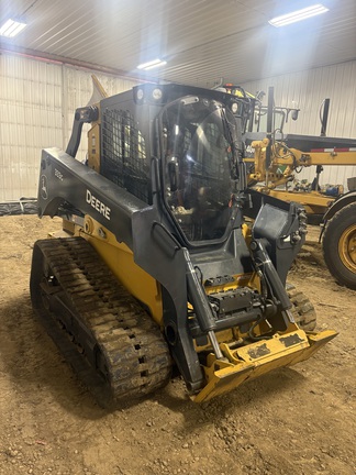 Used 2020 John Deere 333G Compact Track Loaders at Horizon Ag & Turf in Edmonton West, AB - Photo2