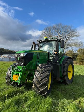 John Deere 6250R