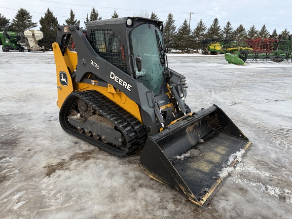  John Deere 317G