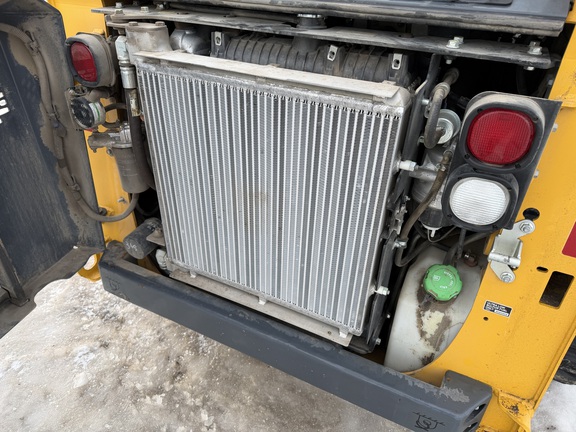 2023 John Deere 317G - Photo13