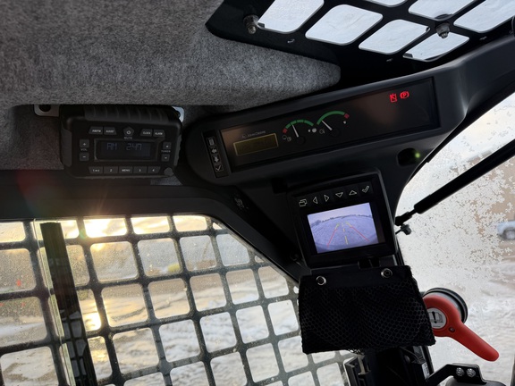 2023 John Deere 317G - Photo22