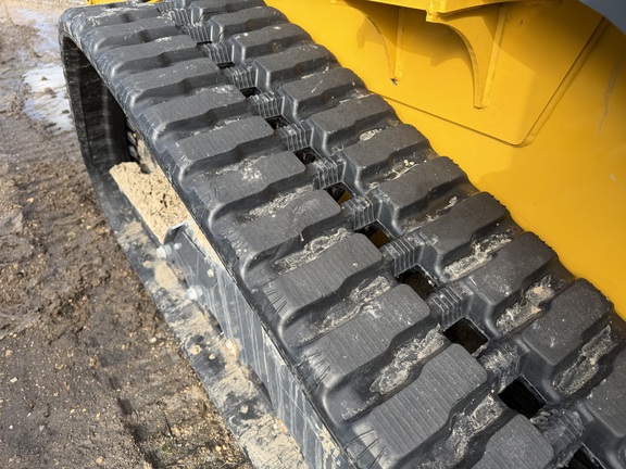 2023 John Deere 317G - Photo11