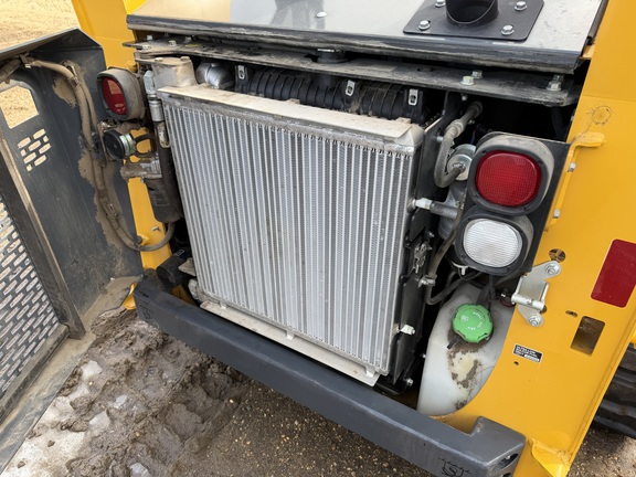 2023 John Deere 317G - Photo13