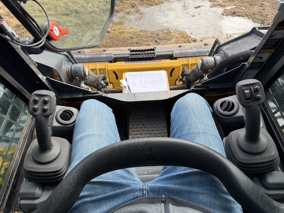 2023 John Deere 317G - Photo20