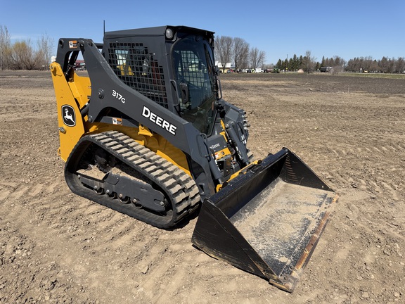  John Deere 317G