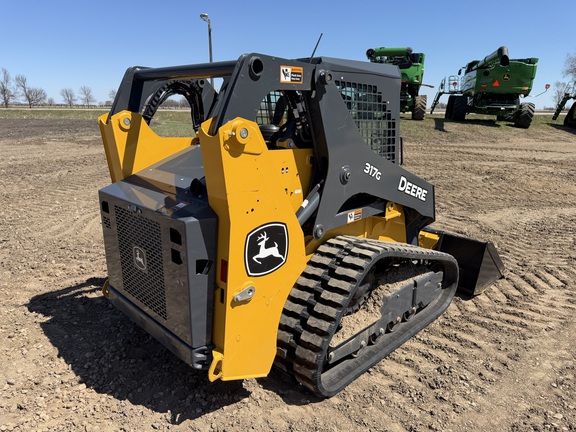2023 John Deere 317G - Photo3