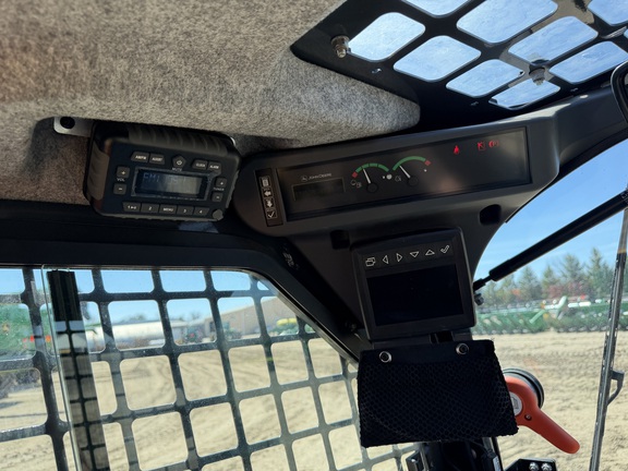 2023 John Deere 317G - Photo22