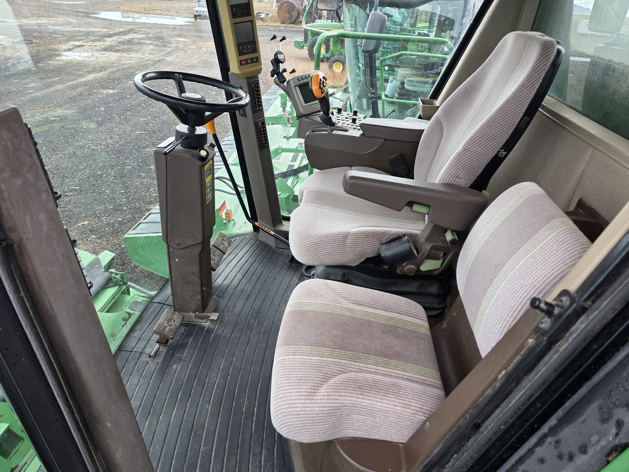 2009 John Deere 9770 STS Image 12