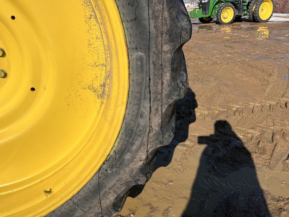 2012 John Deere 8335R - Photo23