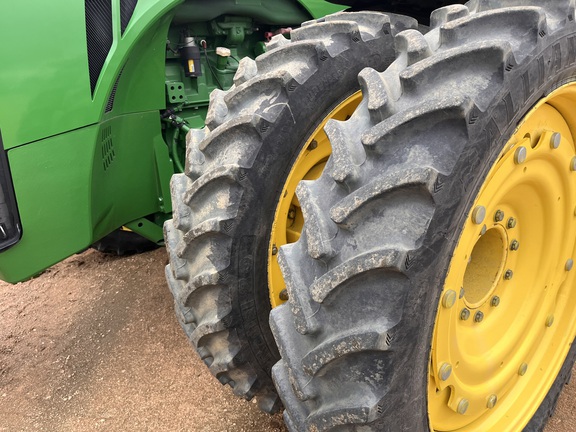 2012 John Deere 8335R - Photo11