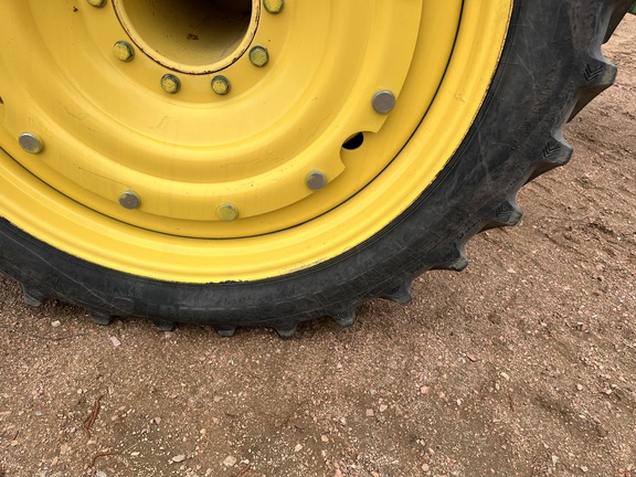 2012 John Deere 8335R - Photo13