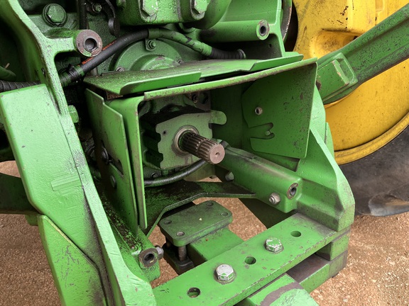 2012 John Deere 8335R - Photo29