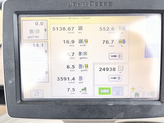 2012 John Deere 8335R - Photo35