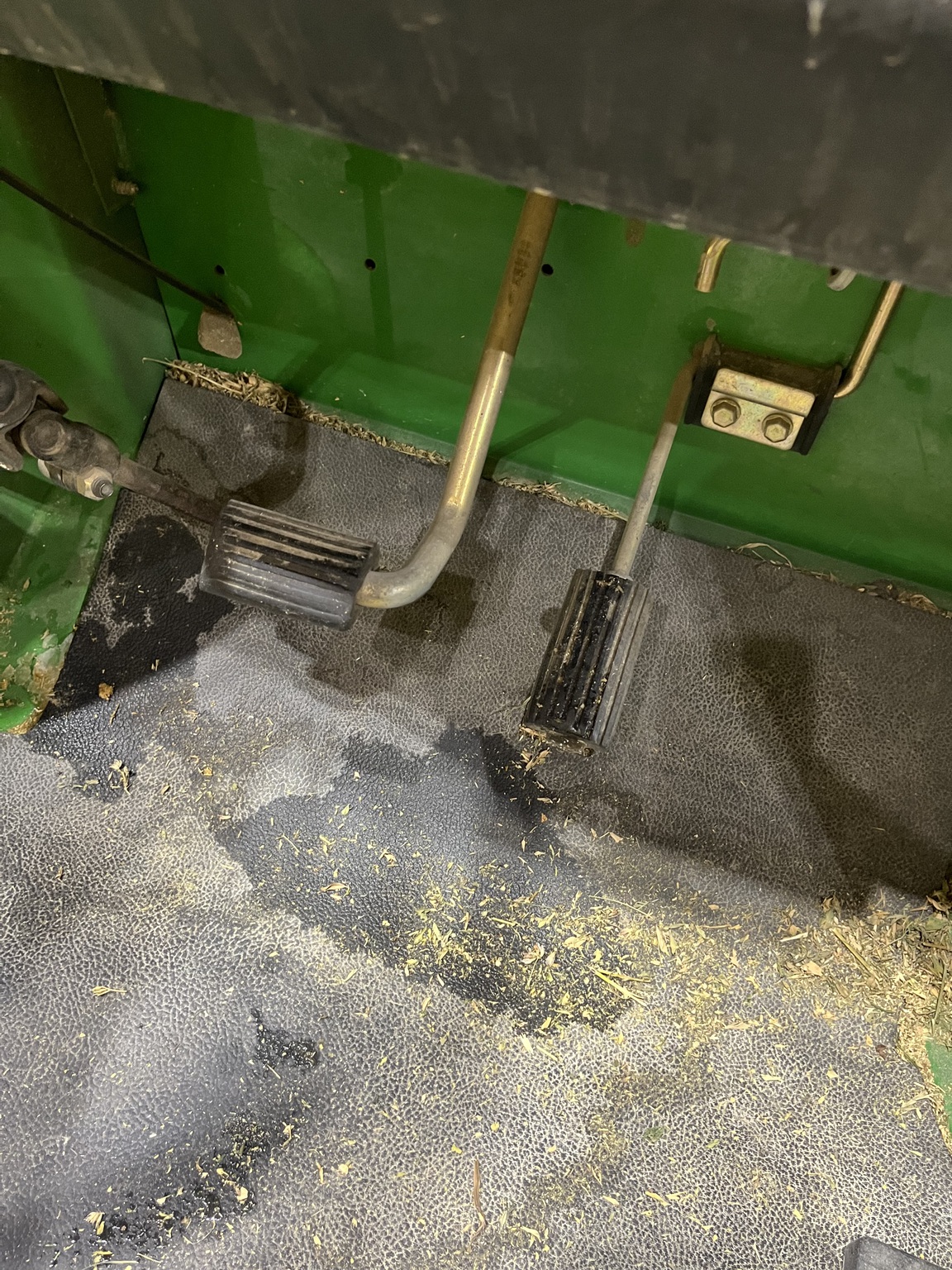 2011 John Deere TS 4X2 Image 16