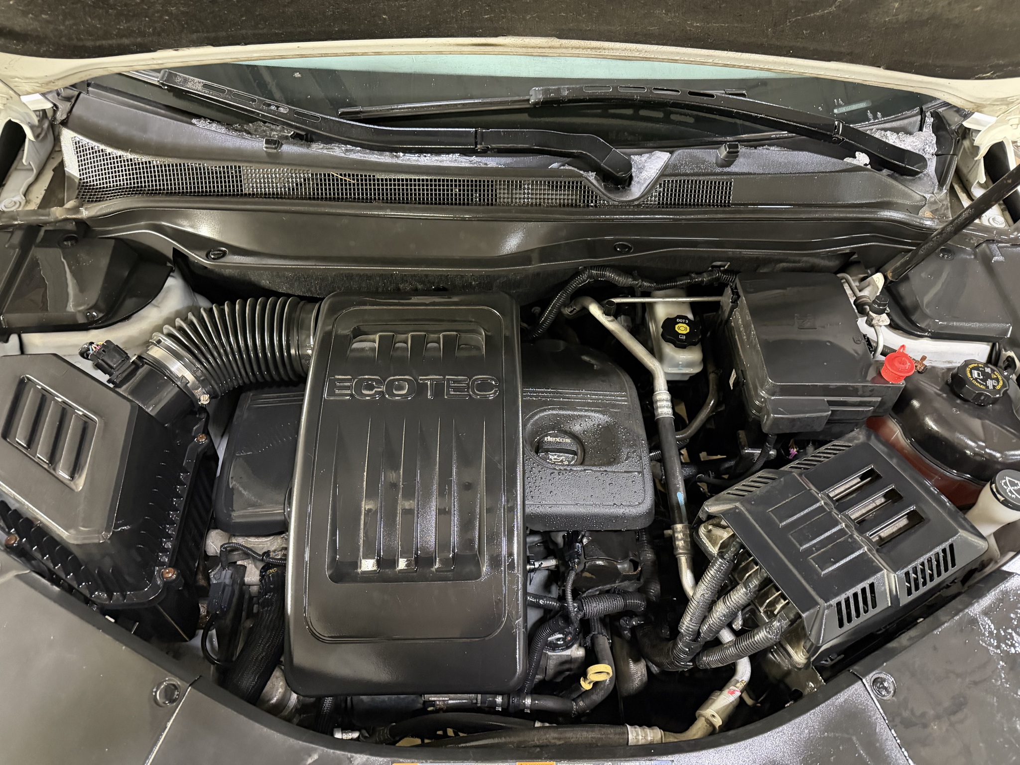 2011 Chevrolet EQUINOX Image 24