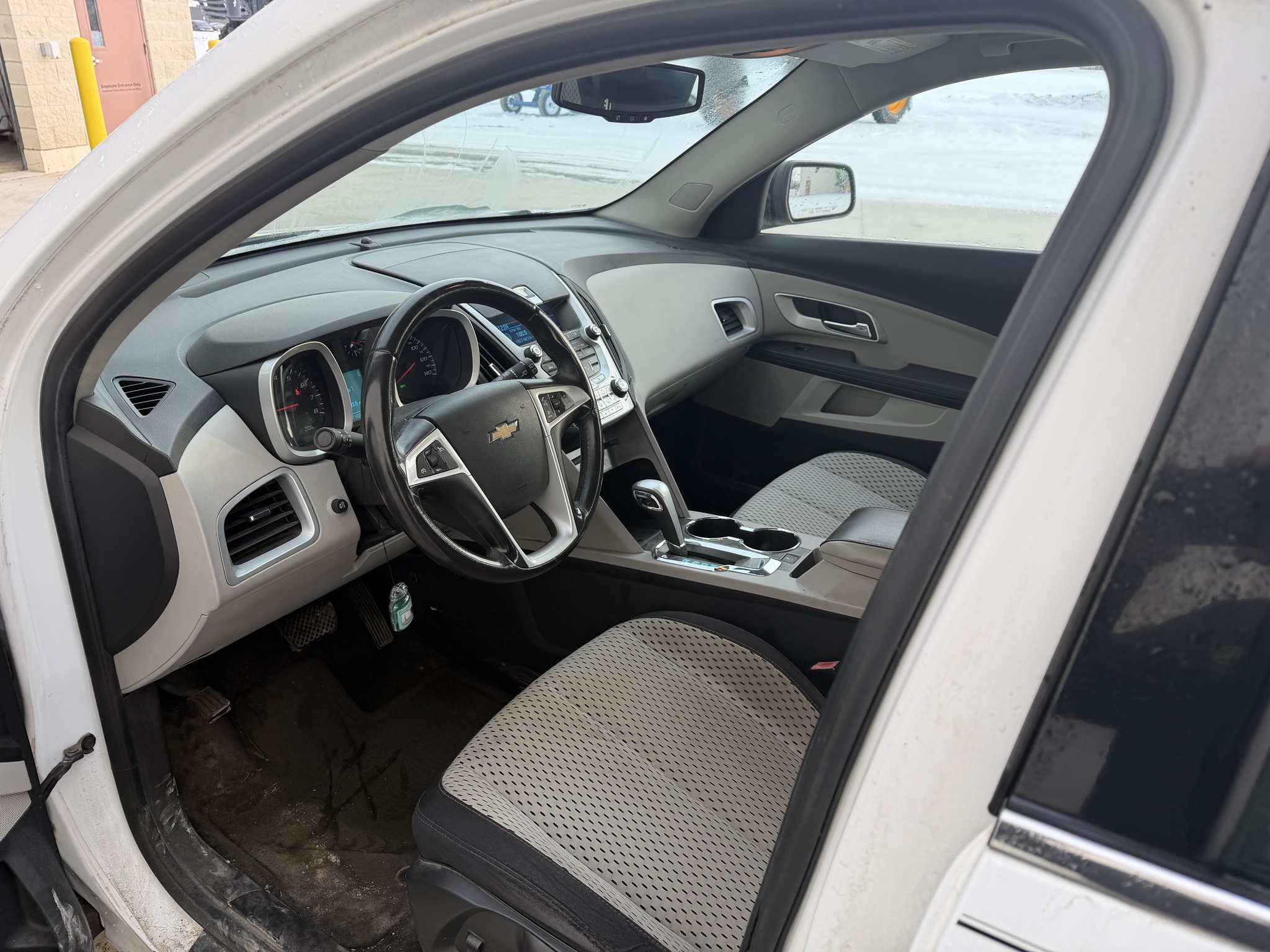 2011 Chevrolet EQUINOX Image 22