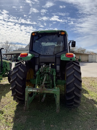 2014 John Deere 6125M Photo 3