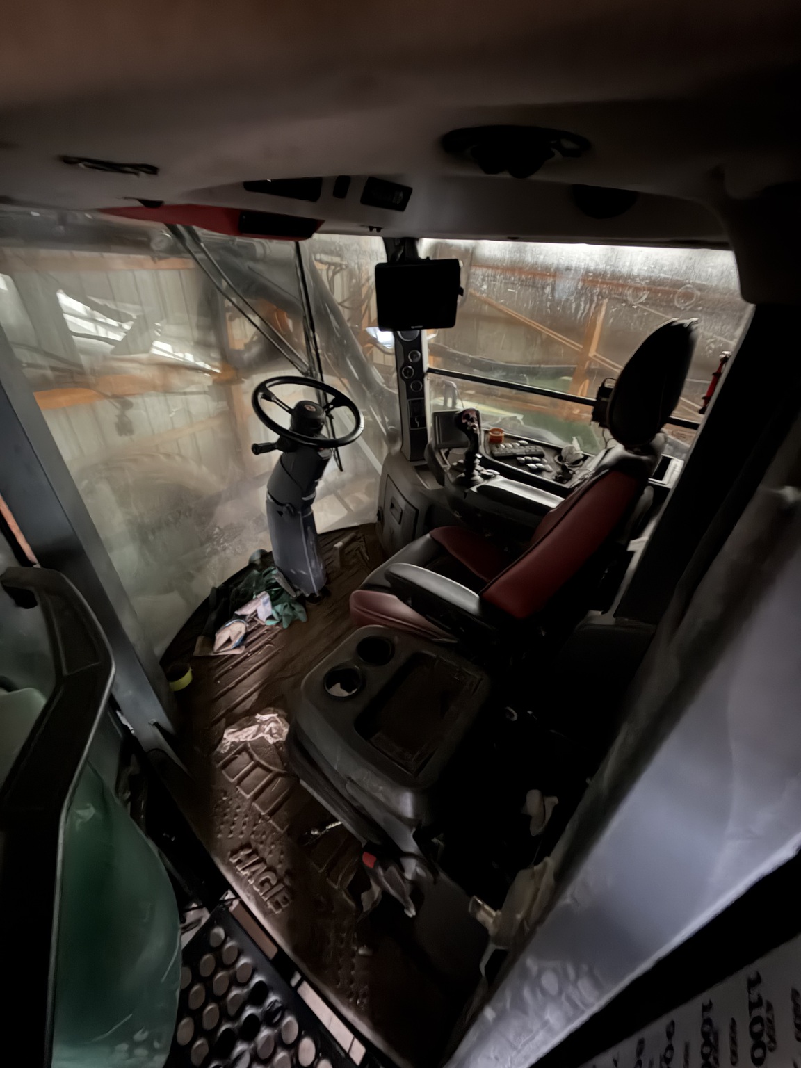  2016 Hagie STS16 at Heritage Tractor in Freeport, IL