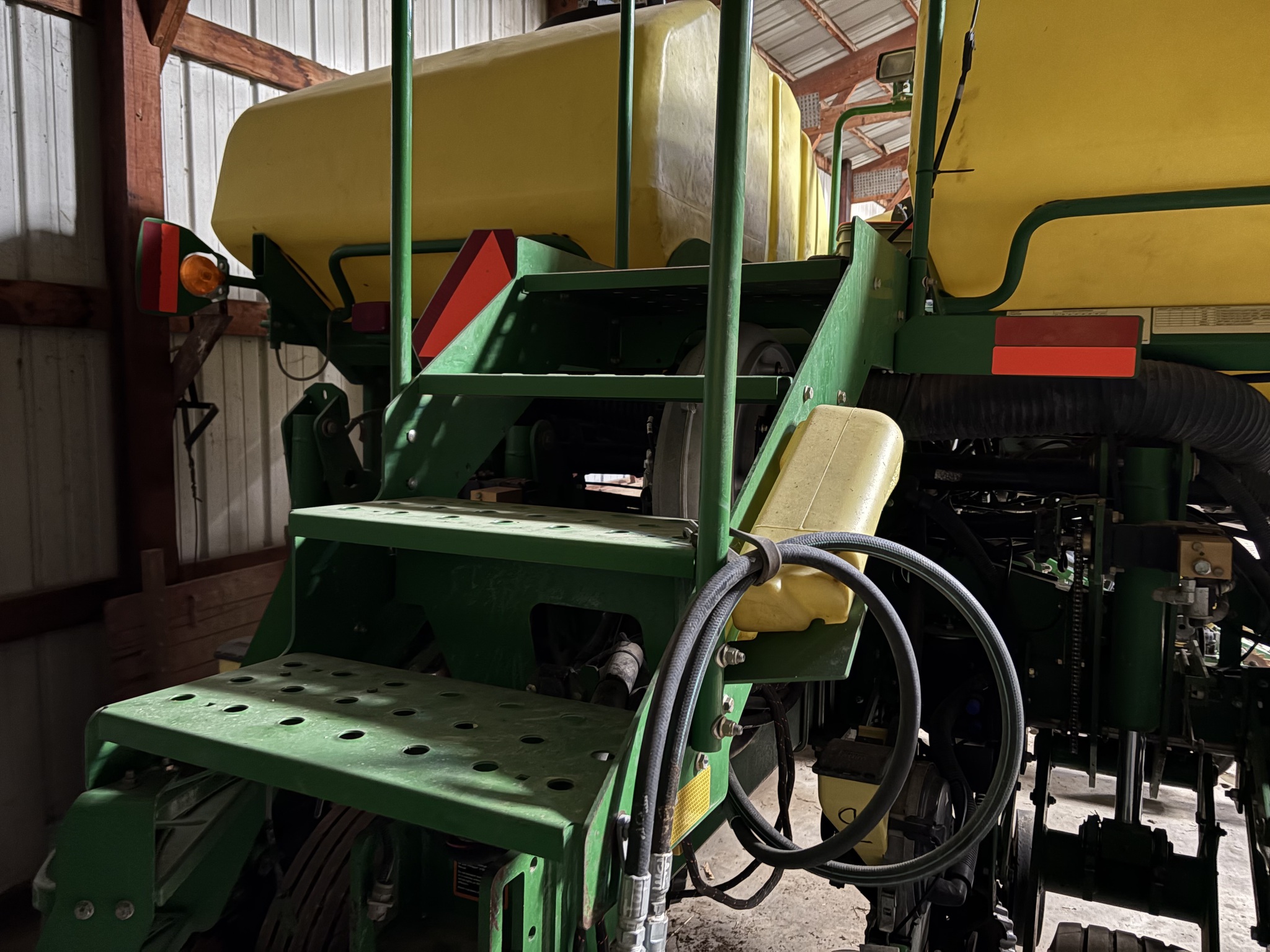 2010 John Deere 1770NT CCS Image 10