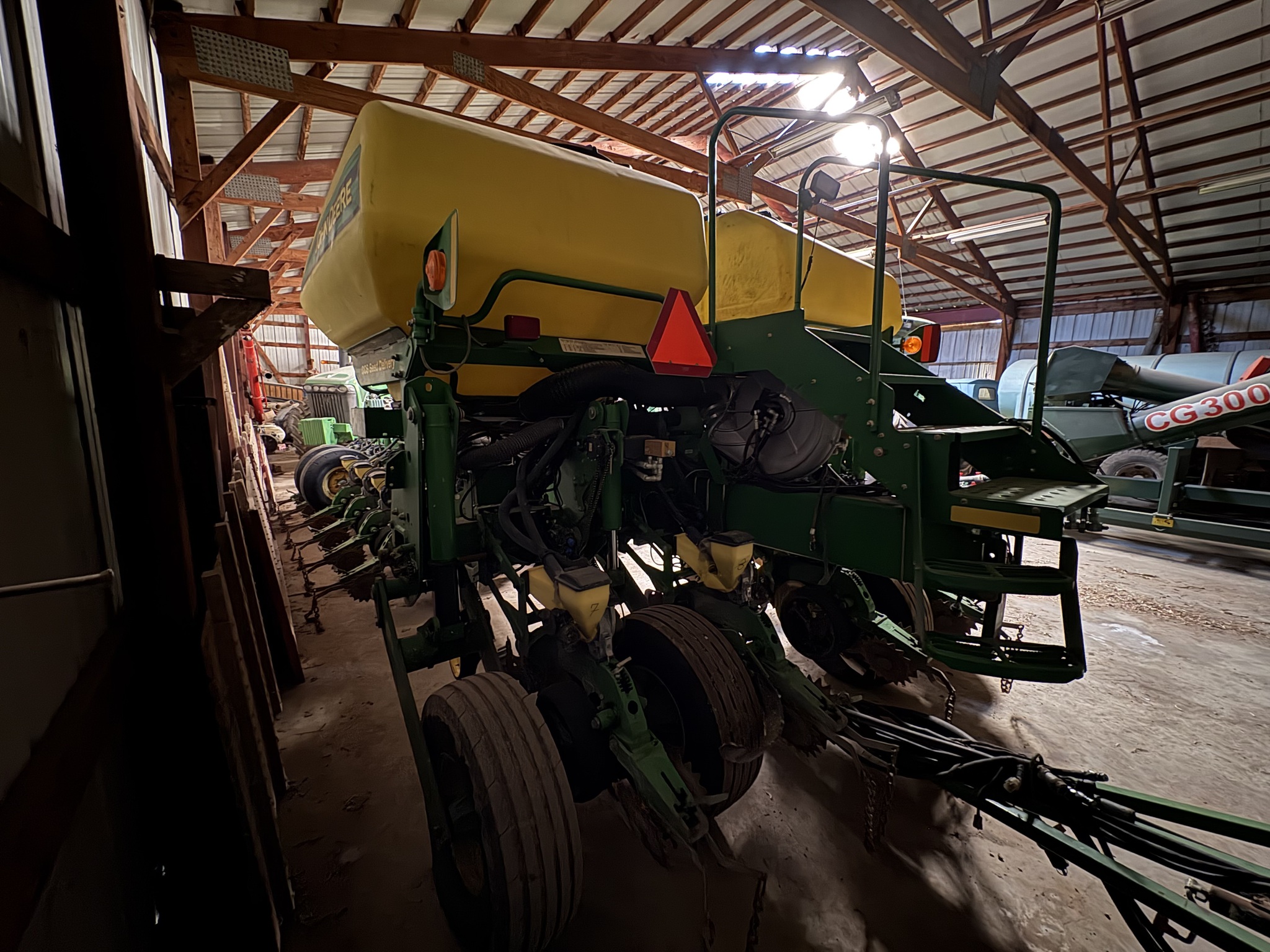 2010 John Deere 1770NT CCS Image 8