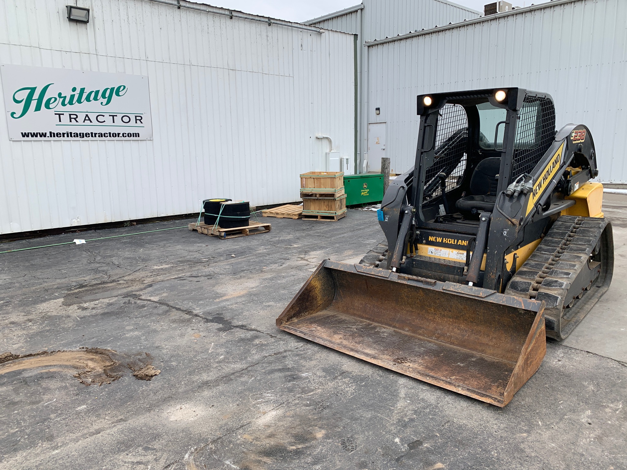  2013 New Holland C238 at Heritage Tractor in Lamar, MO