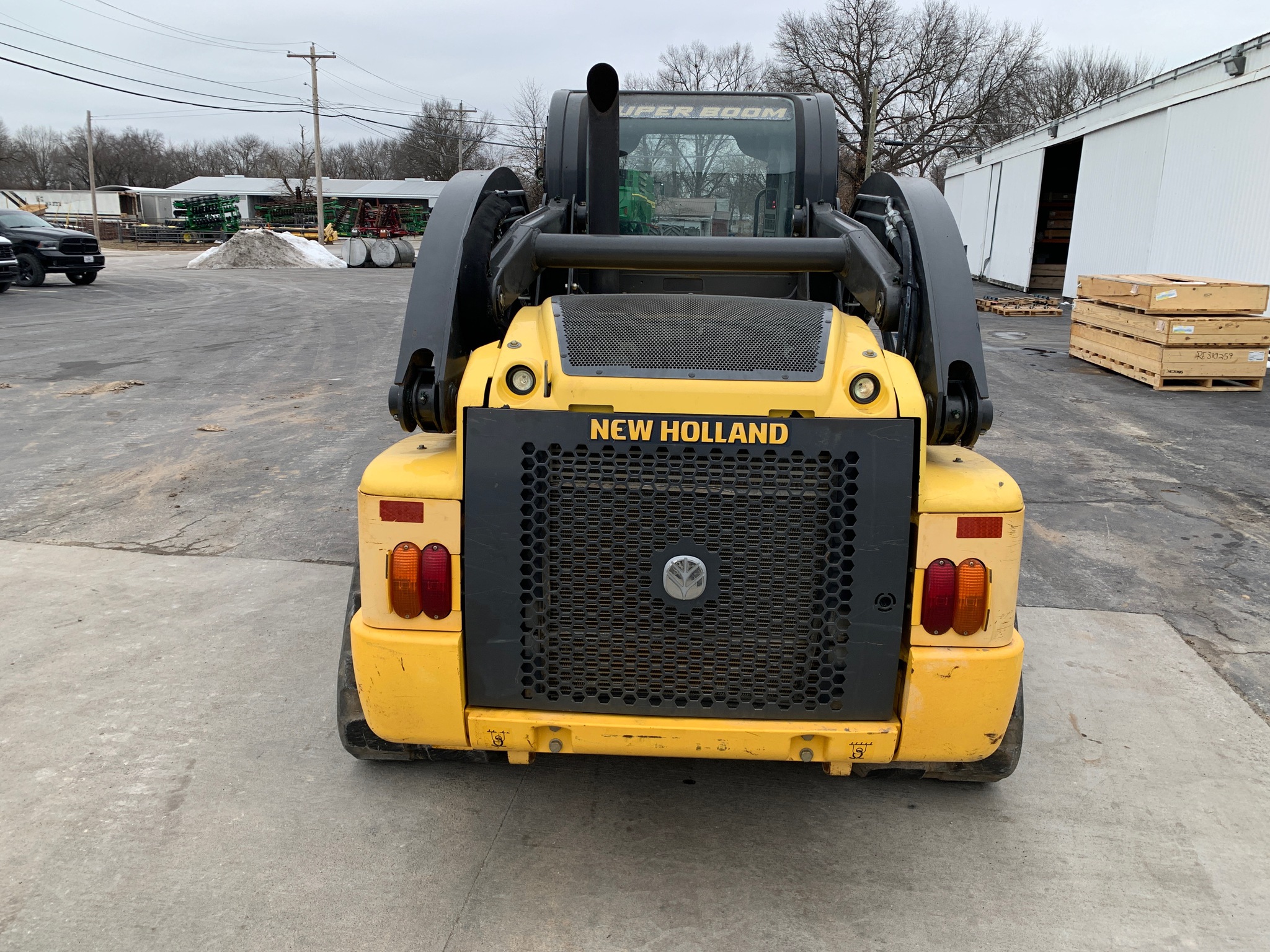  2013 New Holland C238 at Heritage Tractor in Lamar, MO