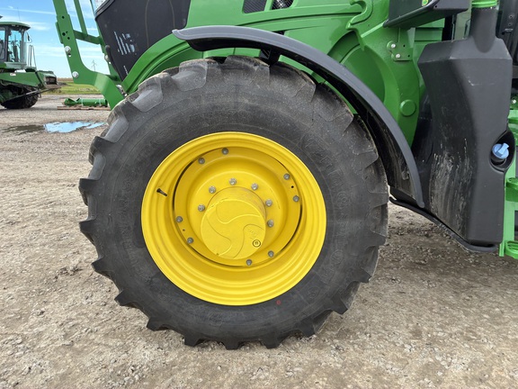 2025 John Deere 6R 165 - Photo9