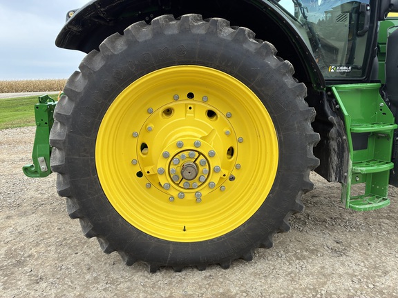 2025 John Deere 6R 165 - Photo15