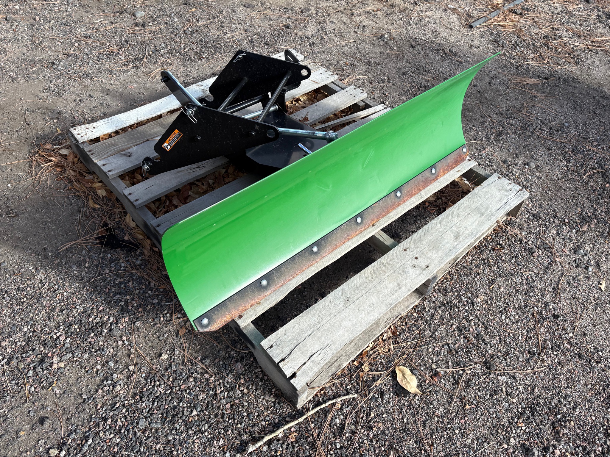 2023 John Deere 44SB Image 1